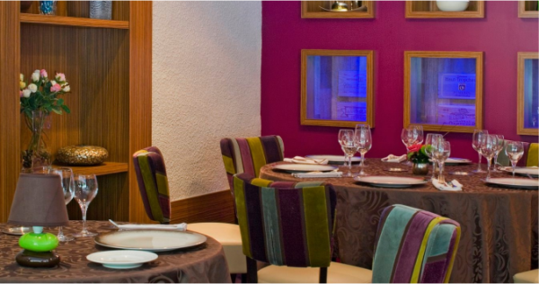 Le restaurant - Le Naomie- restaurant bagnoles de l orne ouvert le dimanche -  restaurant bagnoles de l orne - restaurant la ferté macé - restaurant a faire BAGNOLES-DE-L'ORNE